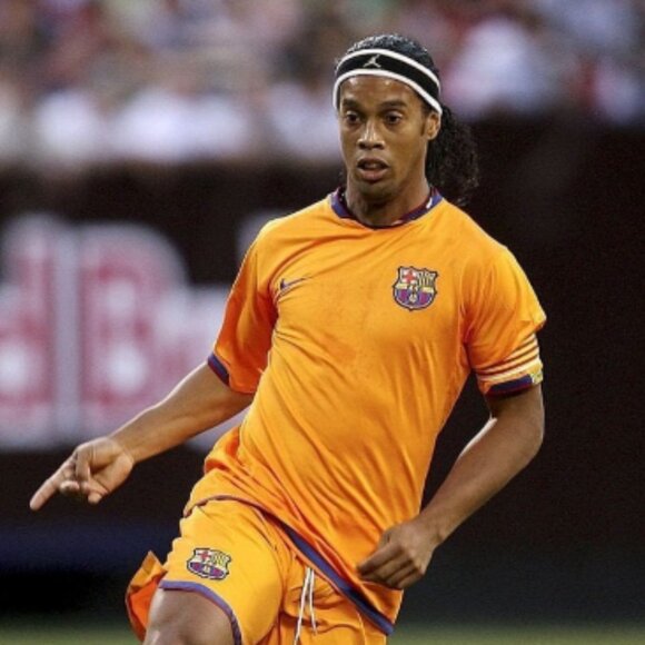 Ronaldinho #10 Barcelona 2006/2007 Away ORIGINAL Nike Rare Soccer Jersey (XL) - Picture 9 of 9
